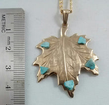 Load image into Gallery viewer, Leaf necklace with turquoise chips
