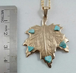 Leaf necklace with turquoise chips