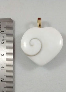 Madagascar Shell Heart-shaped Necklace