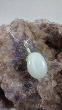 Load image into Gallery viewer, Moonstone bead Pendant
