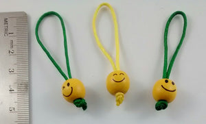 Emoji Zipper Pull